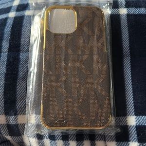 MK iPhone 13 Pro Max